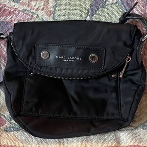 🐼 Marc Jacobs Elegant Black Crossbody Bag